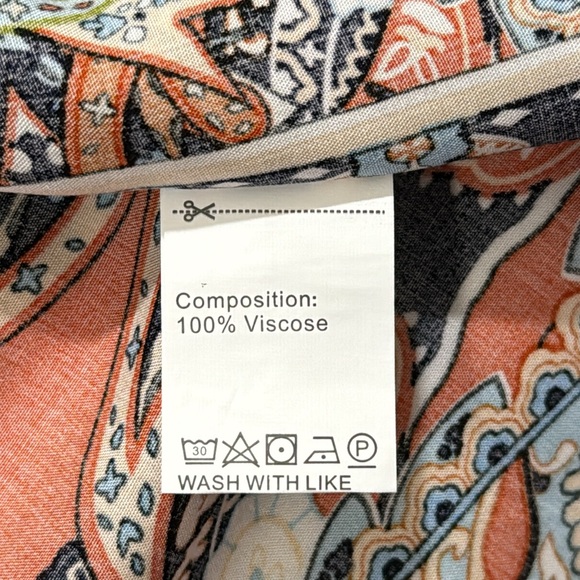 NWOT ANGASHIOM top size M. - Picture 5 of 7